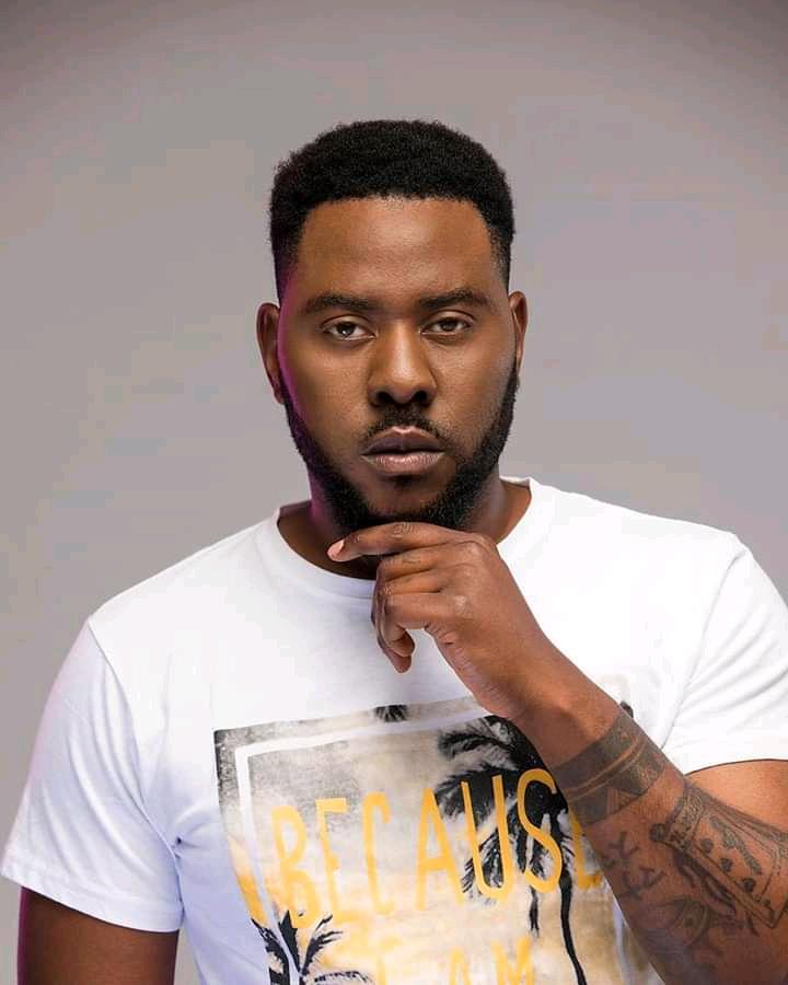 Slap Dee Biography